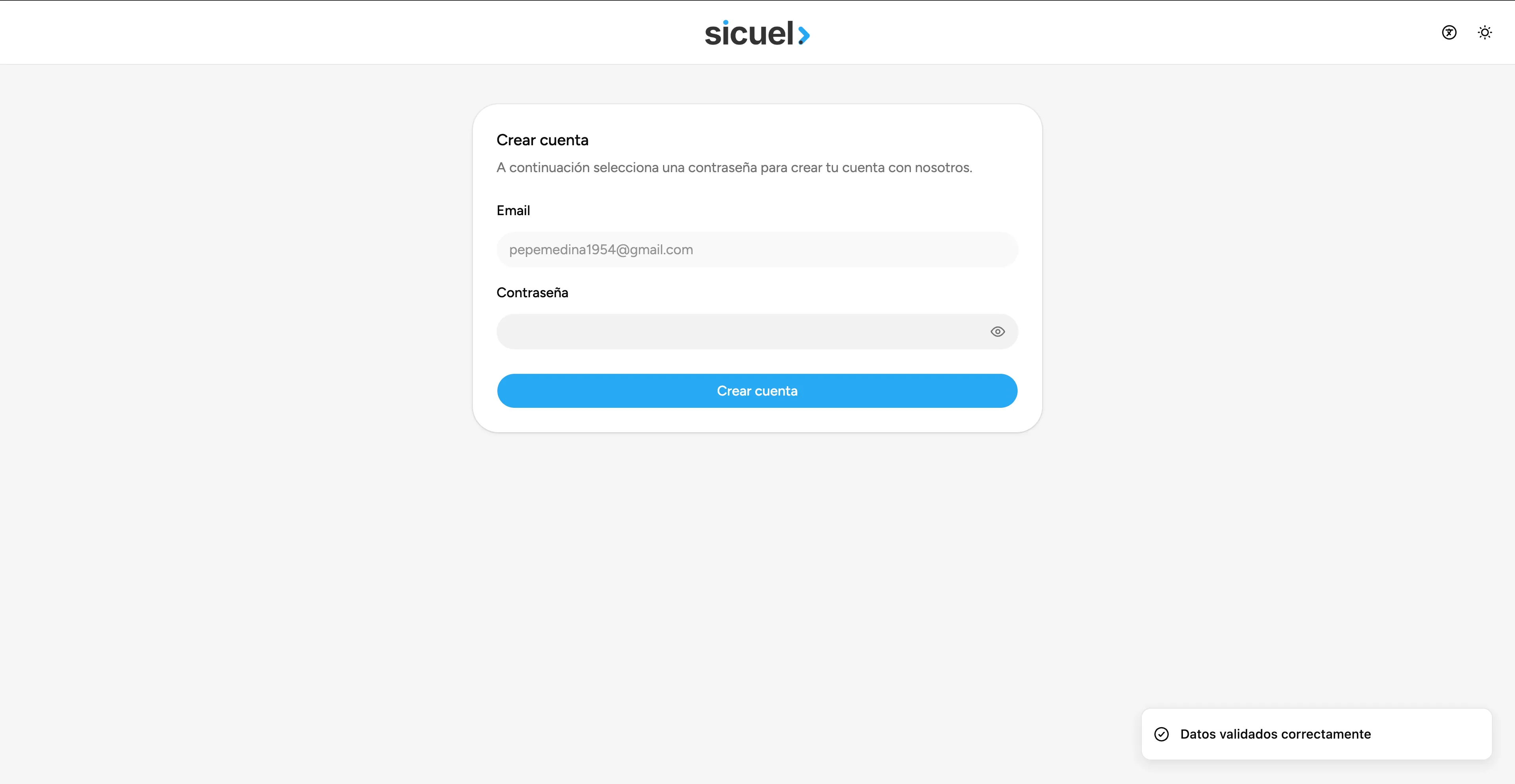 El cliente se da de alta en su portal