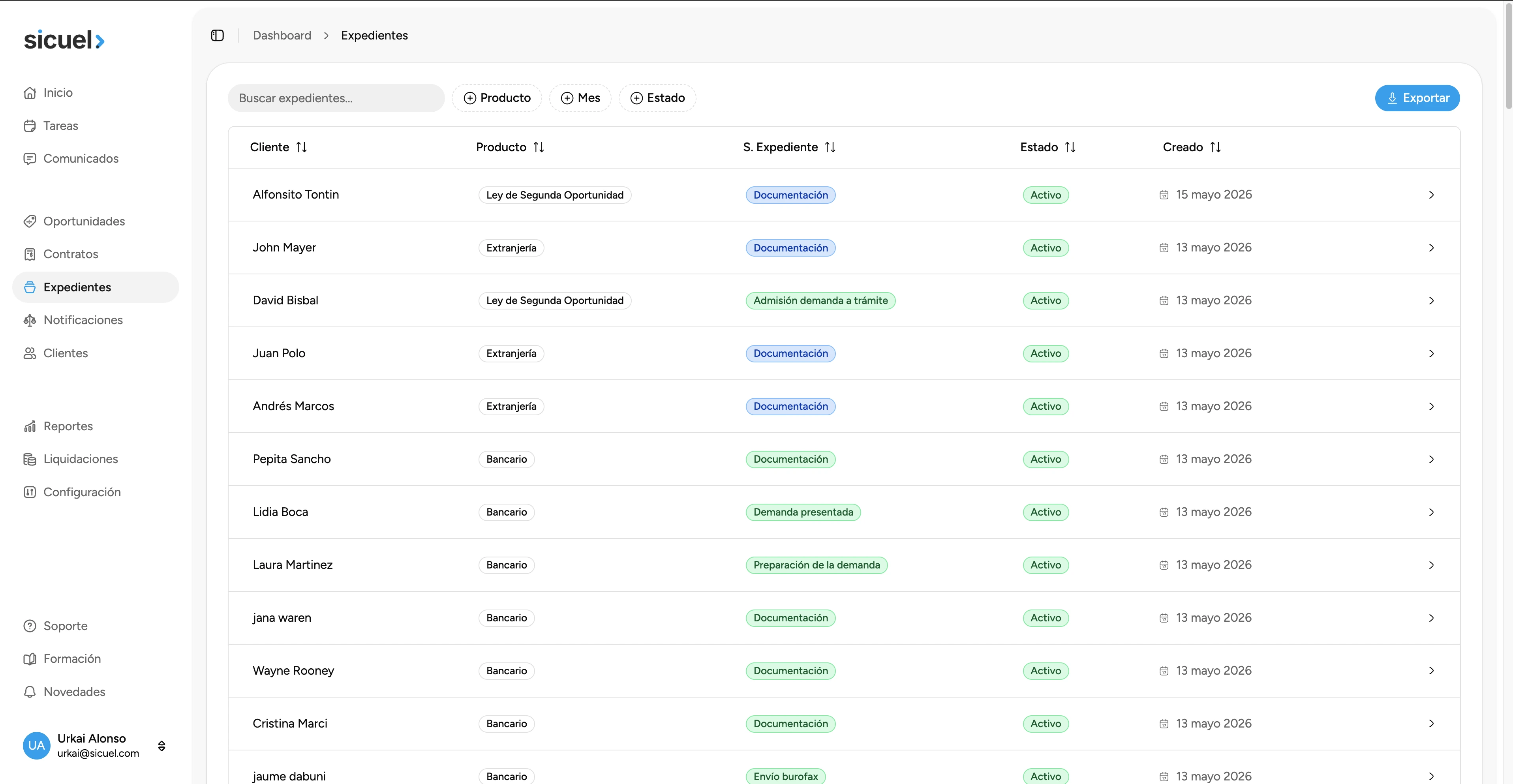 Flujo completo de reclamación diseñado para cada producto bancario.